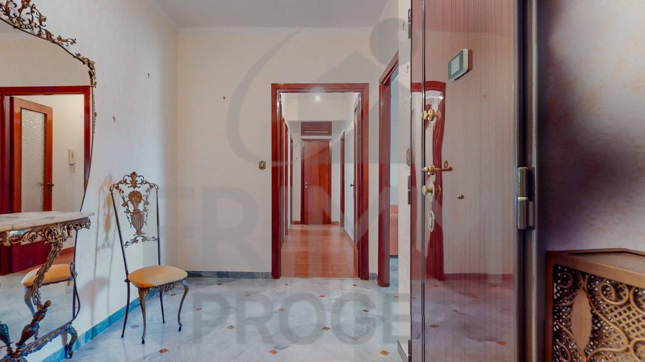 appartamento in vendita a Roma in zona Prenestino-Labicano