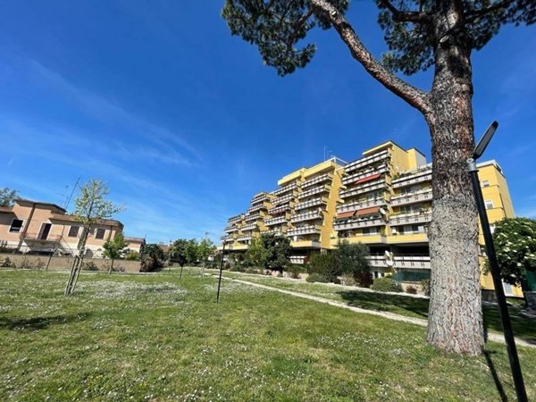 appartamento in vendita a Roma in zona Ponte di Nona