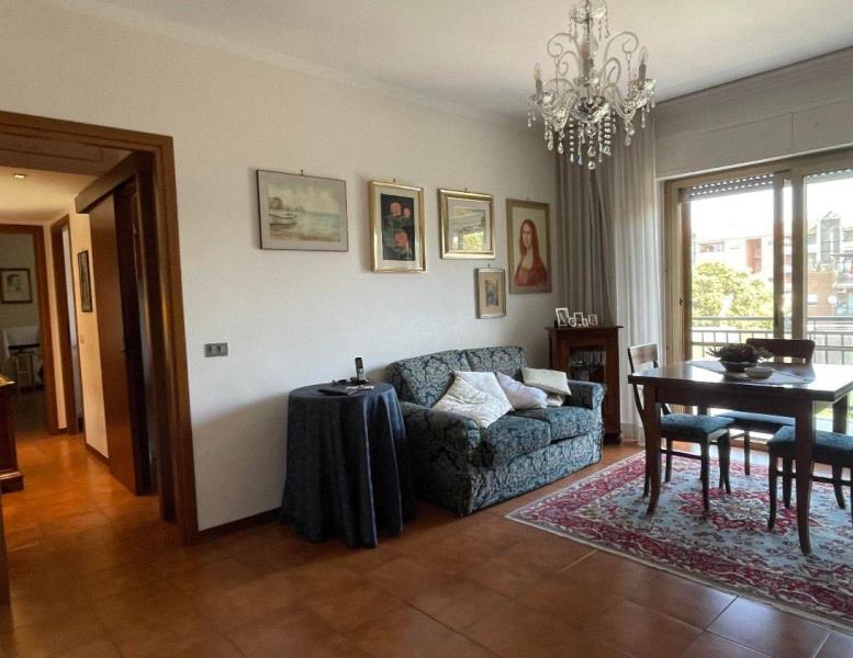 appartamento in vendita a Roma in zona Corviale