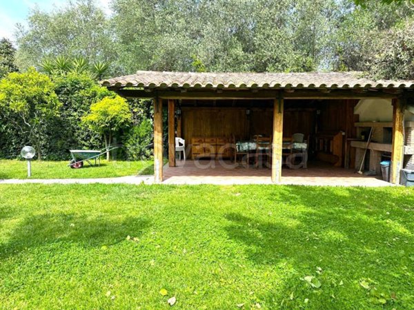 casa indipendente in vendita a Roma in zona Casal Palocco