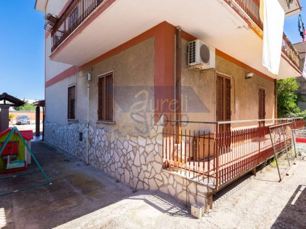 appartamento in vendita a Roma in zona Finocchio