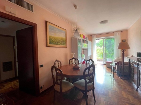 appartamento in vendita a Roma in zona EUR