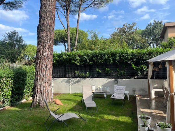 appartamento in vendita a Roma in zona Casal Morena