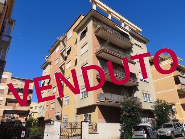 appartamento in vendita a Roma in zona Aurelio
