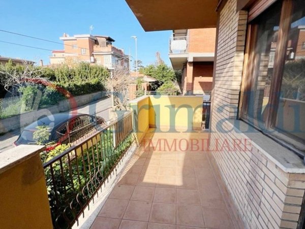 appartamento in vendita a Roma in zona Massimina/Casal Lumbroso