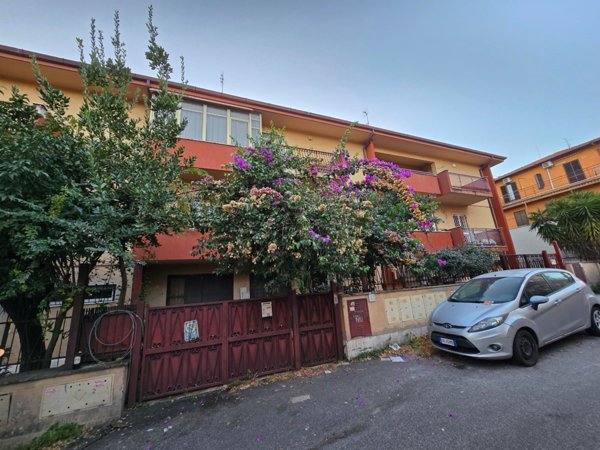 casa indipendente in vendita a Roma in zona Nomentano