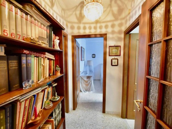appartamento in vendita a Roma in zona Ostiense