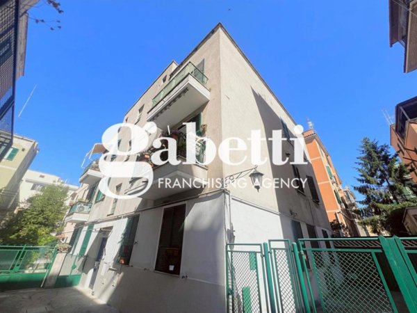 appartamento in vendita a Roma in zona Prenestino-Centocelle