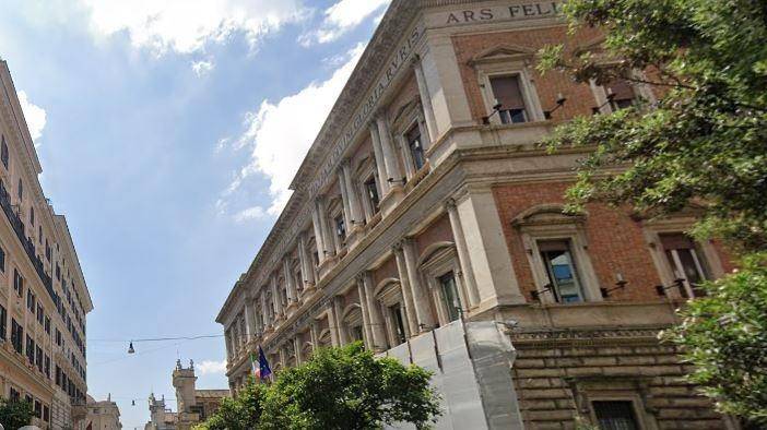 appartamento in vendita a Roma in zona Ludovisi/Sallustiano