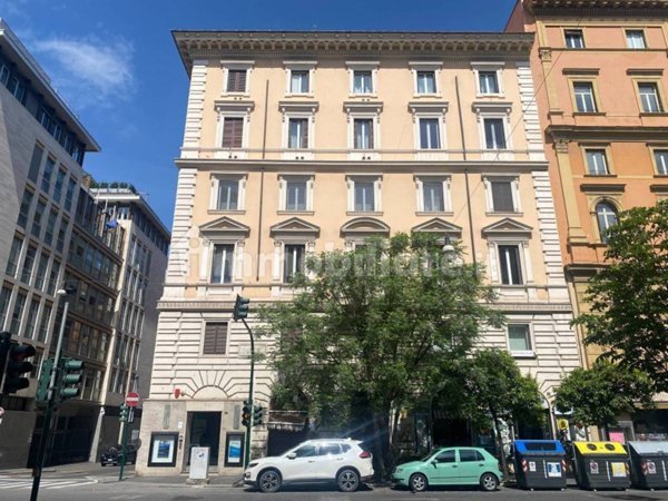 appartamento in vendita a Roma in zona Ludovisi/Sallustiano