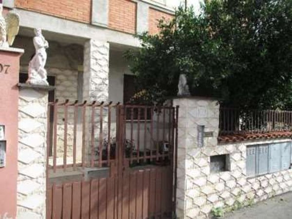 appartamento in vendita a Roma in zona Tor Bella Monaca