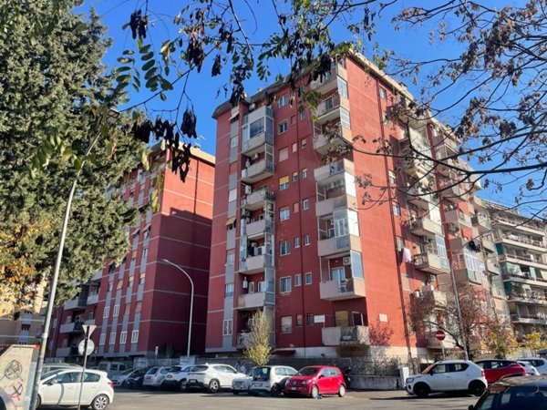 appartamento in vendita a Roma in zona Collatino