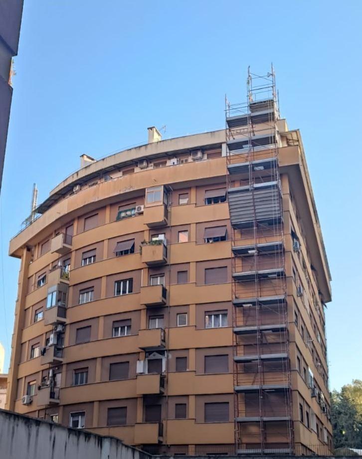 appartamento in vendita a Roma in zona Ostiense