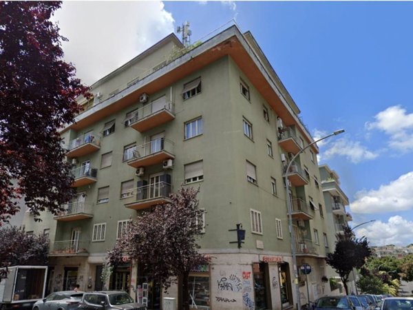 appartamento in vendita a Roma in zona Gianicolense