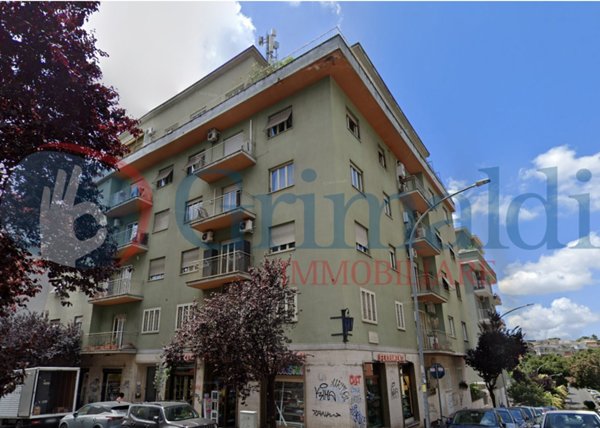 appartamento in vendita a Roma in zona Gianicolense