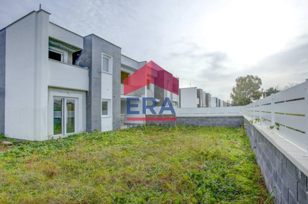 appartamento in vendita a Roma in zona Casal Palocco