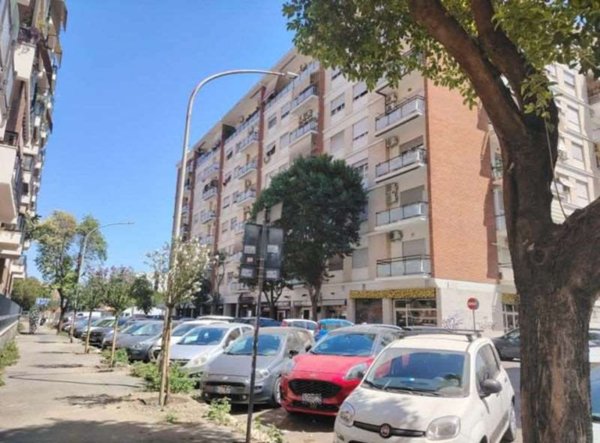 appartamento in vendita a Roma in zona Portuense