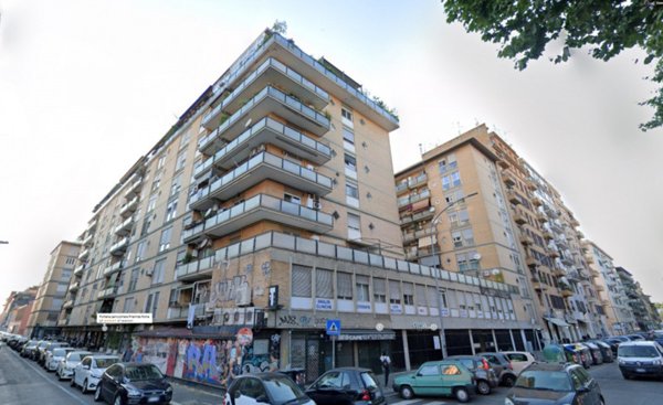appartamento in vendita a Roma in zona Ostiense
