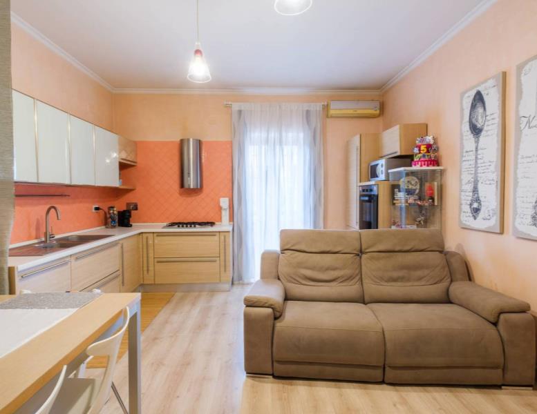 appartamento in vendita a Roma in zona Torre Maura