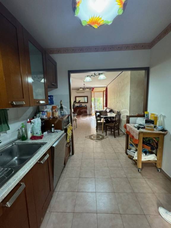 appartamento in vendita a Roma in zona Tor Bella Monaca