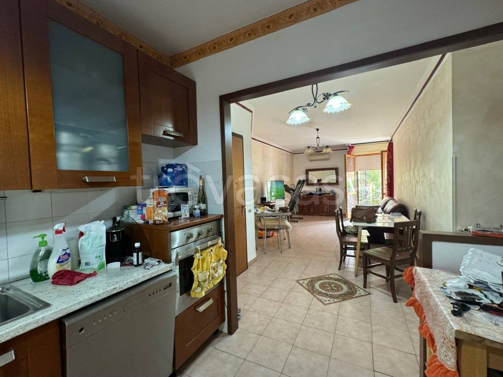 appartamento in vendita a Roma in zona Tor Bella Monaca