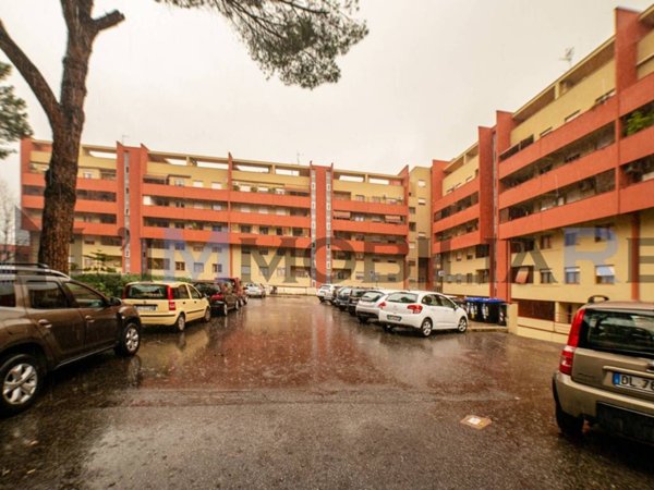 appartamento in vendita a Roma in zona Ardeatino