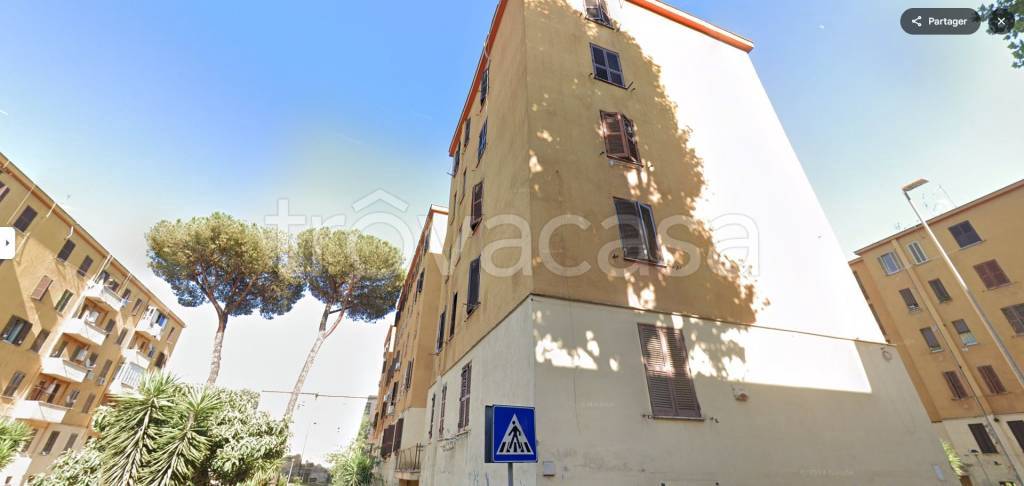 appartamento in vendita a Roma in zona Alessandrino