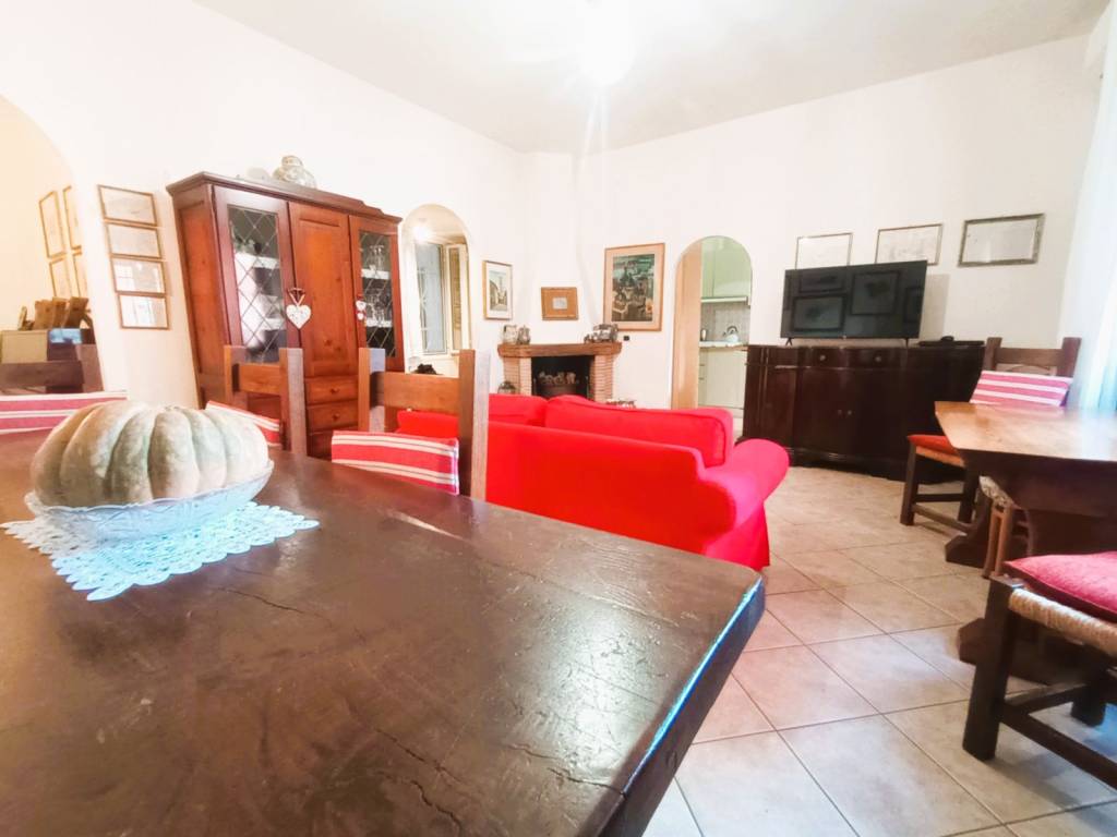 appartamento in vendita a Roma in zona Ostia