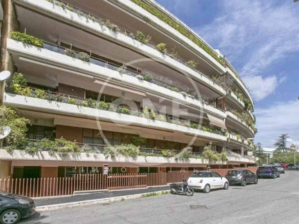 appartamento in vendita a Roma in zona EUR