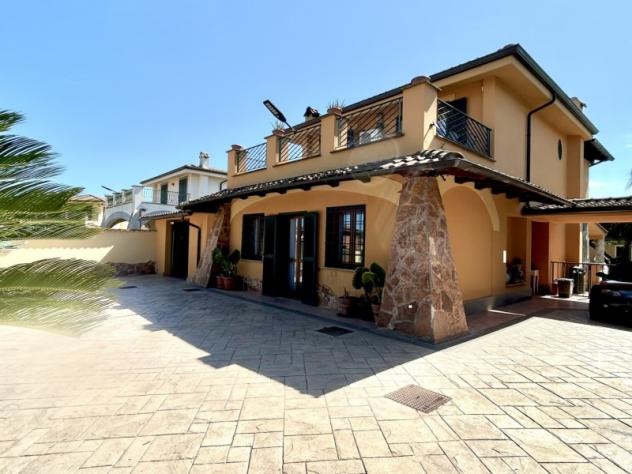 casa indipendente in vendita a Roma in zona Ponte di Nona