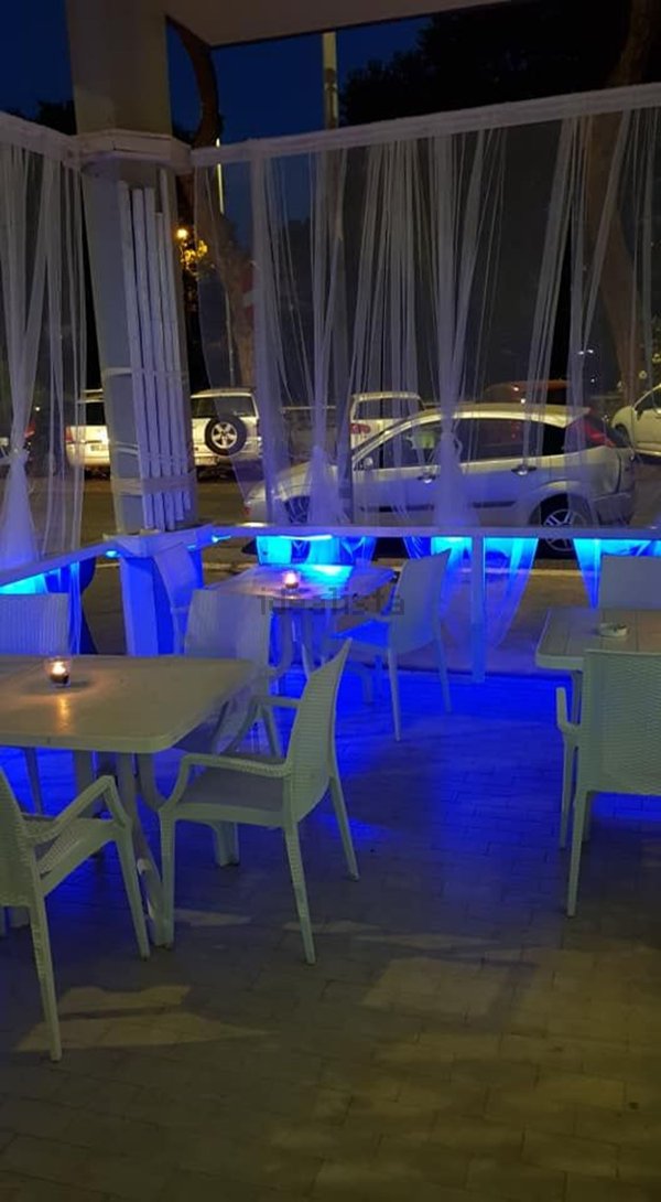locale commerciale in vendita a Roma in zona Ostia