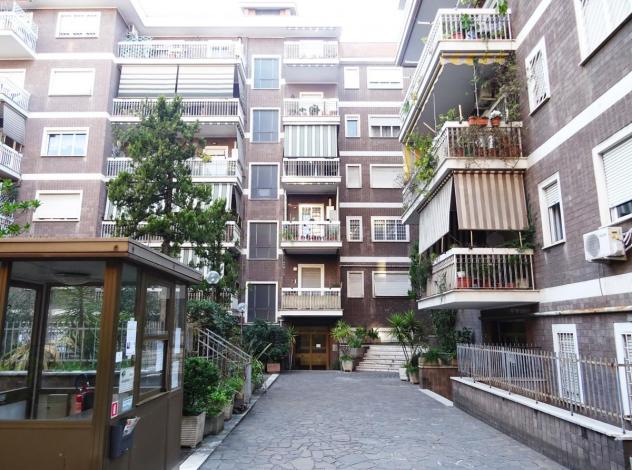 appartamento in vendita a Roma in zona Monte Sacro/Talenti