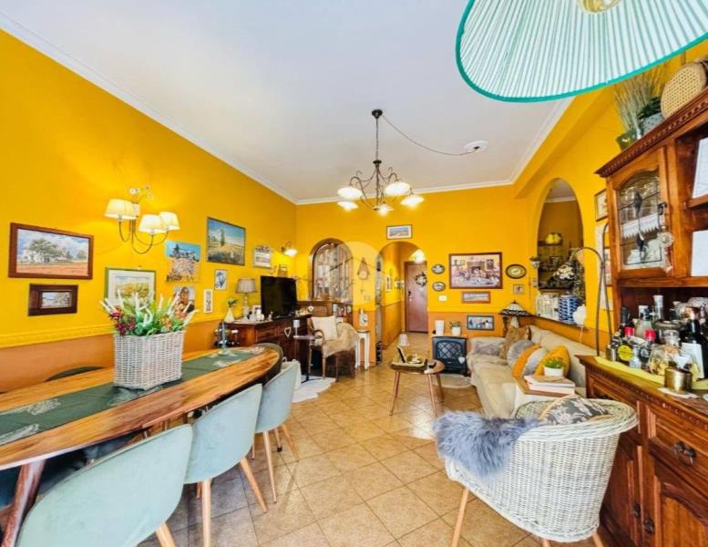 appartamento in vendita a Roma in zona Ardeatino