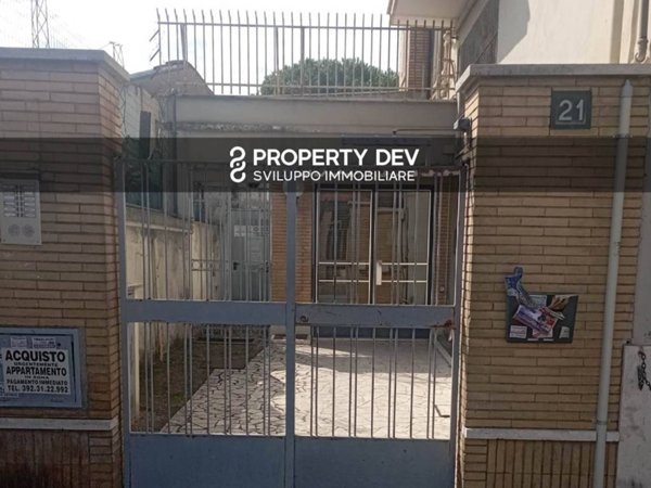 appartamento in vendita a Roma in zona Appio Claudio