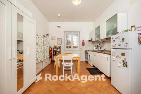 appartamento in vendita a Roma in zona Portuense