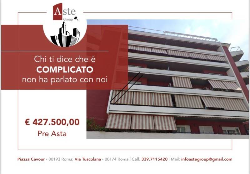 appartamento in vendita a Roma in zona Tuscolano