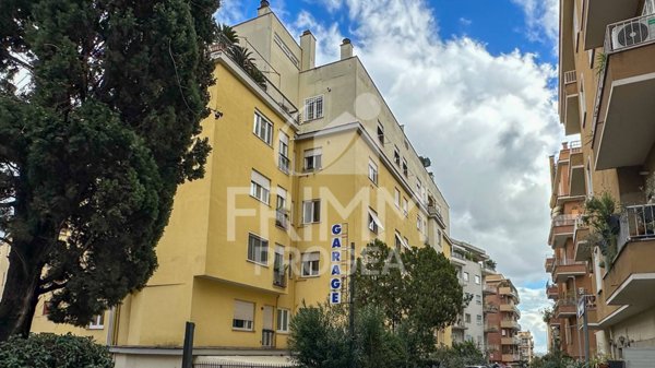 appartamento in vendita a Roma in zona Gianicolense