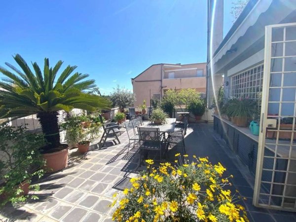 appartamento in vendita a Roma in zona Ostiense
