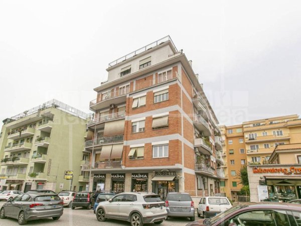 appartamento in vendita a Roma in zona Della Vittoria