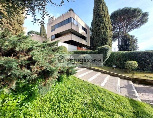 appartamento in vendita a Roma in zona Tor di Quinto