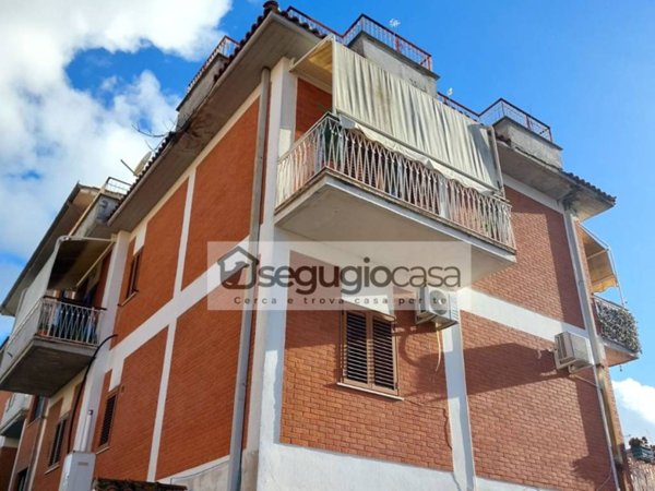 appartamento in vendita a Roma in zona Tor di Quinto