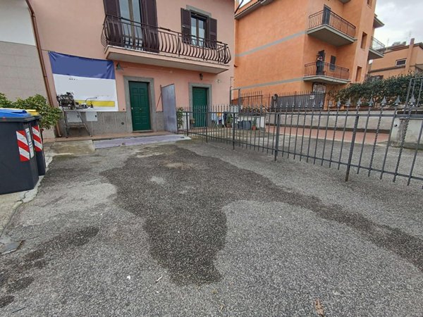 appartamento in vendita a Roma in zona Finocchio