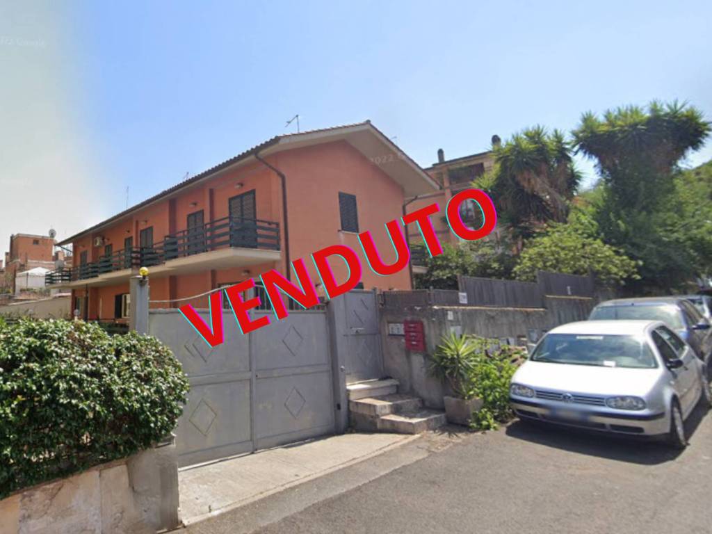 casa indipendente in vendita a Roma in zona Grottarossa