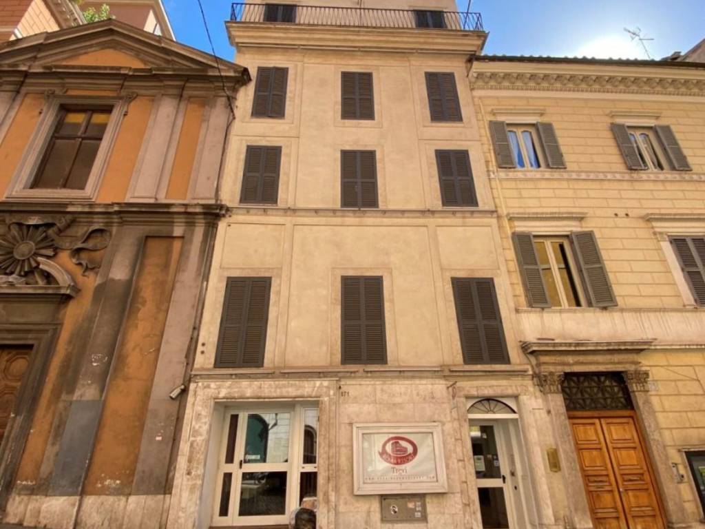 intera palazzina in vendita a Roma in zona Campo Marzio