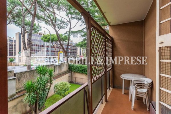 appartamento in vendita a Roma in zona Mostacciano