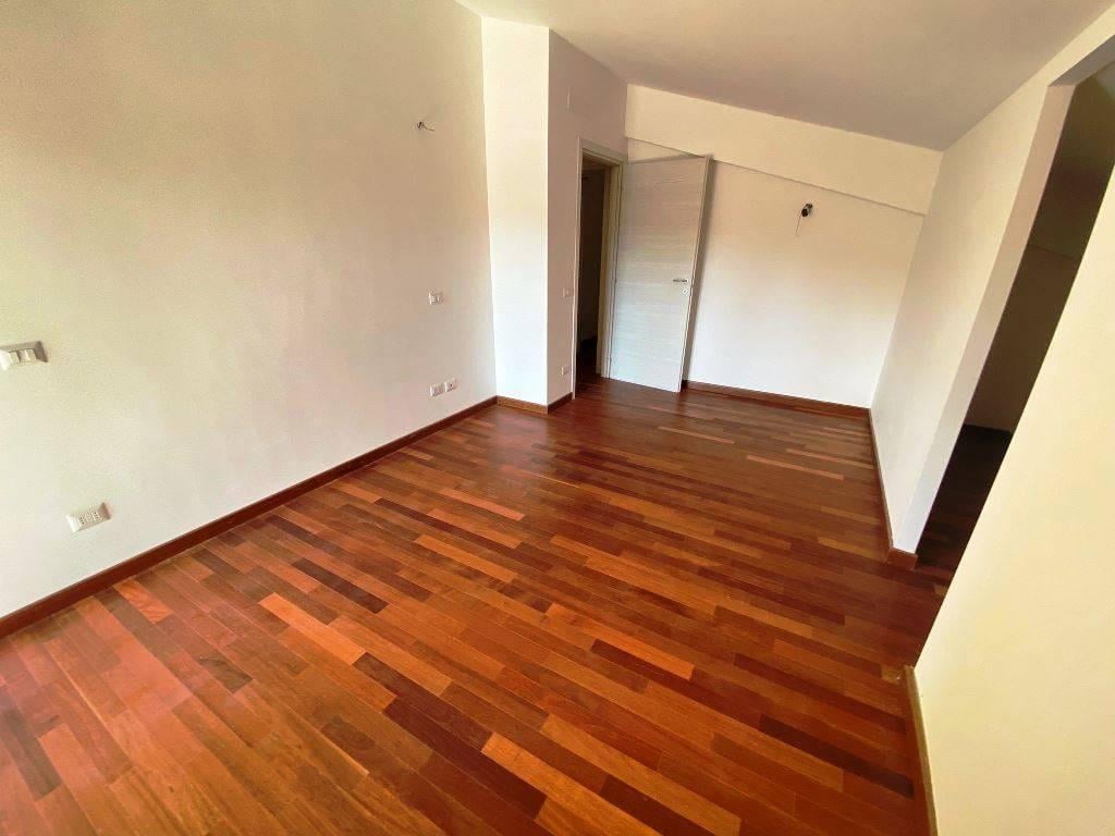 appartamento in vendita a Roma in zona Casal Monastero