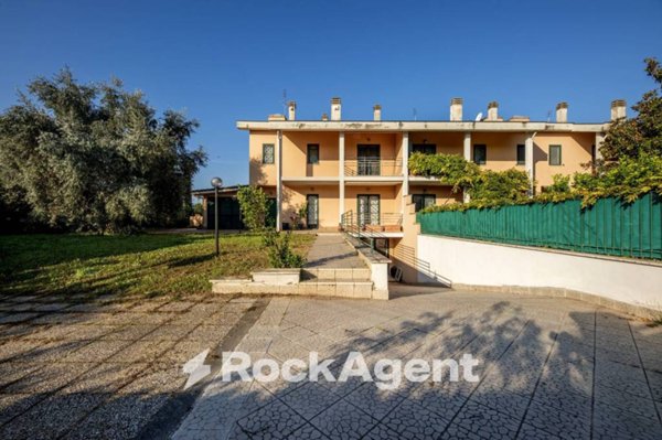 casa indipendente in vendita a Roma in zona Monte Sacro/Talenti