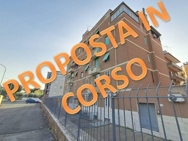 appartamento in vendita a Roma in zona Prenestino-Centocelle