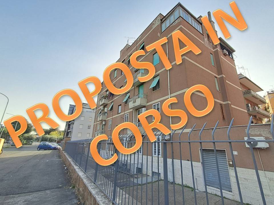 appartamento in vendita a Roma in zona Prenestino-Centocelle