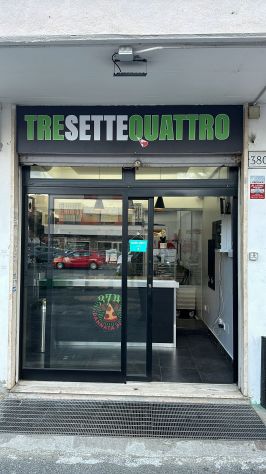 negozio in vendita a Roma in zona Ostia